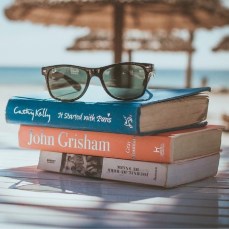 Aesthetic image for Quick Reads to Bring to The Beach This Summer